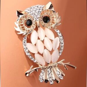 Elegant Gold and White Owl Brooch